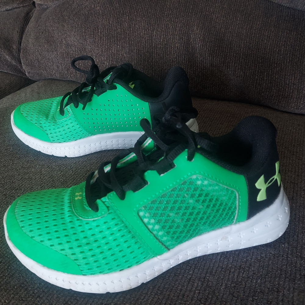 Under Armour 13.5 sneakers